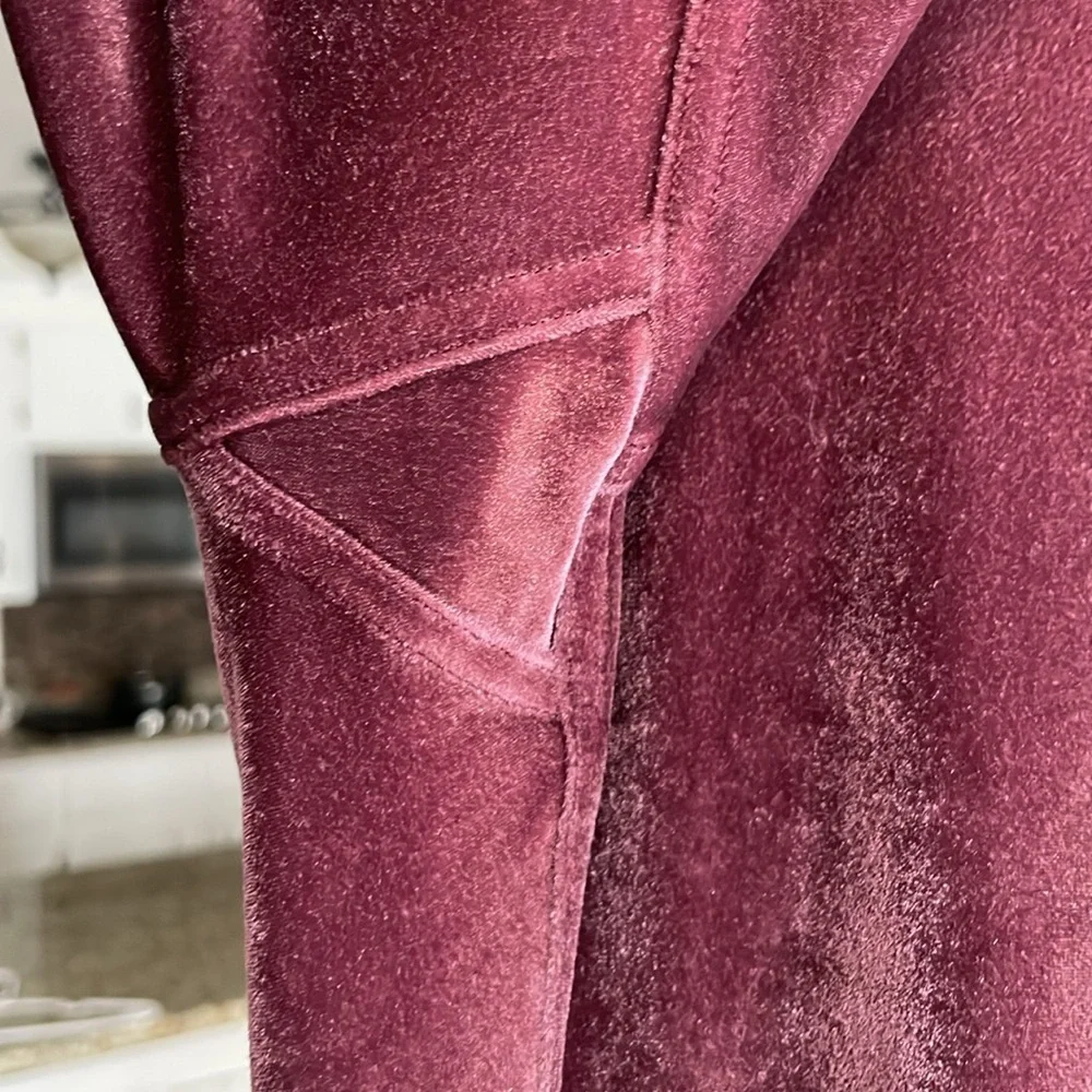 Lululemon Wunder Lounge High-Rise Tight 28" Velvet Sz 8 Garnet Special Edition - Picture 4 of 7